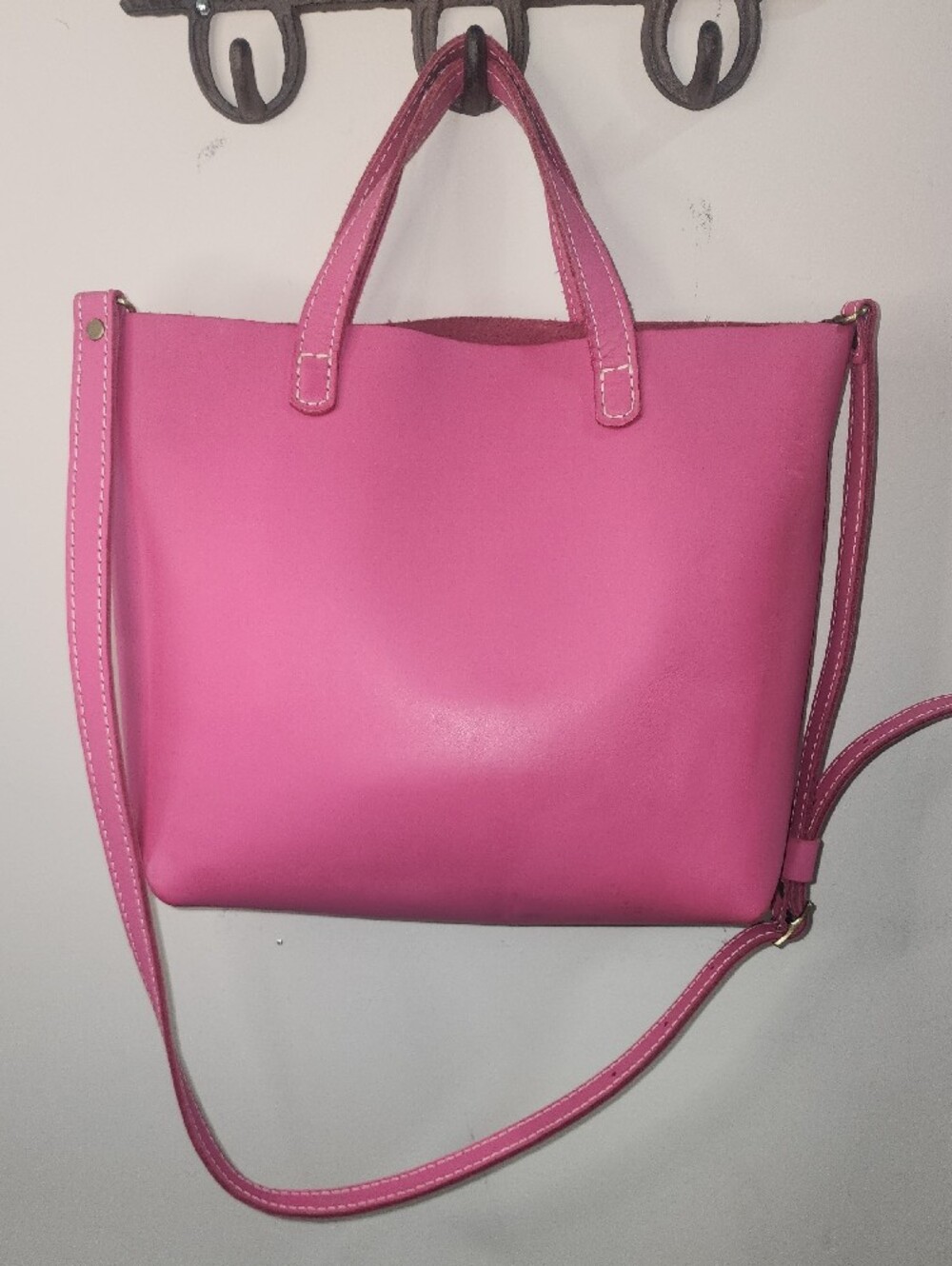 Portland Leather Margot Bubblegum Pink Smooth Leather Tote Crossbody - Picture 10 of 17